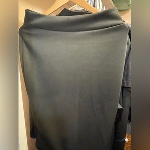 Black knee length pencil skirt